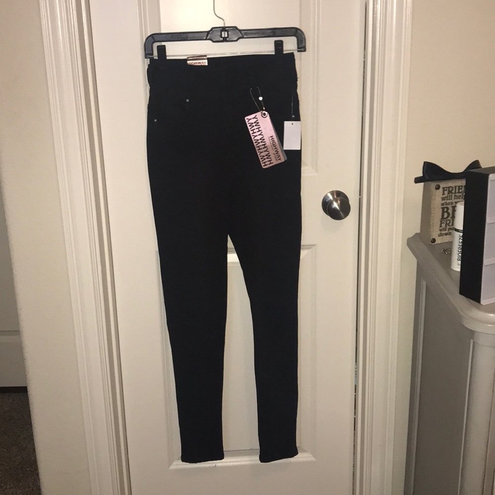 Black Highwaisted jeans